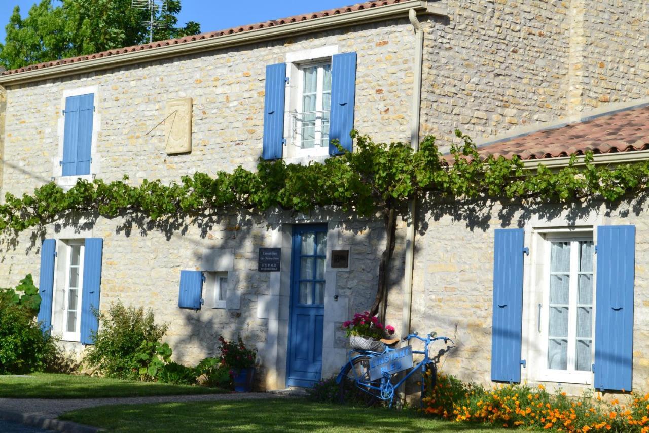 Hotel L'Instant Bleu Marans  Exterior foto